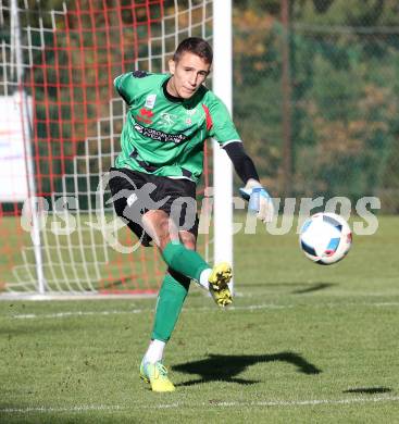 Fussball. Kaerntner Liga. Atus Ferlach gegen SAK. Kristijan Kondic (SAK). Ferlach, 29.10.2016.
Foto: Kuess
---
pressefotos, pressefotografie, kuess, qs, qspictures, sport, bild, bilder, bilddatenbank