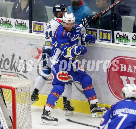 EBEL. Eishockey Bundesliga. VSV gegen	Fehervar AV 19. Benjamin Petrik, (VSV), Christopher Bodo (Alba Volan). Villach, am 30.10.2016.
Foto: Kuess

---
pressefotos, pressefotografie, kuess, qs, qspictures, sport, bild, bilder, bilddatenbank