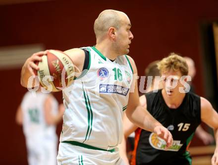 Basketball 2. Bundesliga. GD 4. Runde KOS Celovec gegen Basket Flames.  Vjeran Soldo (KOS Celovec), Koroschitz Paul (Basket Flames). Klagenfurt, am 29.10.2016.
Foto: Kuess
---
pressefotos, pressefotografie, kuess, qs, qspictures, sport, bild, bilder, bilddatenbank