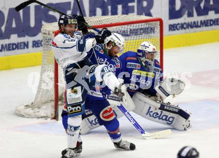 EBEL. Eishockey Bundesliga. VSV gegen	Fehervar AV 19. Markus Schlacher, Olivier Roy, (VSV),  Janos Vas (Alba Volan). Villach, am 30.10.2016.
Foto: Kuess

---
pressefotos, pressefotografie, kuess, qs, qspictures, sport, bild, bilder, bilddatenbank