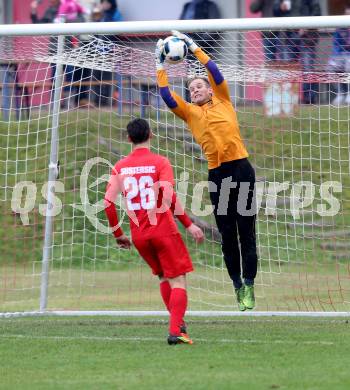 Fussball. Kaerntner Liga. Atus Ferlach gegen Koettmannsdorf. Nico Kavelar (Ferlach). Ferlach, 5.11.2016.
Foto: Kuess
---
pressefotos, pressefotografie, kuess, qs, qspictures, sport, bild, bilder, bilddatenbank