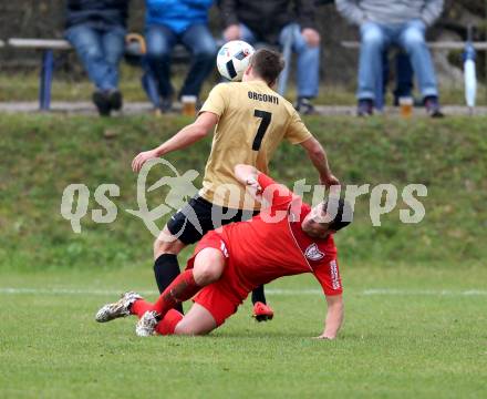 Fussball. Kaerntner Liga. Atus Ferlach gegen Koettmannsdorf. Thomas Waldhauser (Ferlach), Jakob Orgonyi (Koettmannsdorf). Ferlach, 5.11.2016.
Foto: Kuess
---
pressefotos, pressefotografie, kuess, qs, qspictures, sport, bild, bilder, bilddatenbank