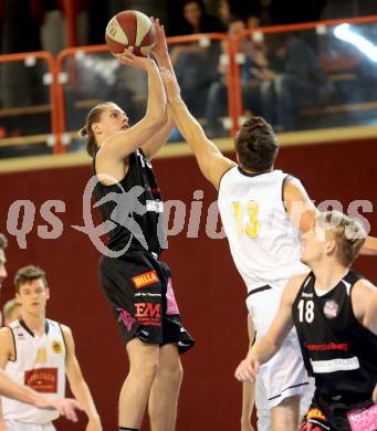 Basketball 2. Bundesliga. GD 5. Runde. Woerthersee Piraten gegen Mattersburg Rocks. Andreas Napokoj (Woerthersee Piraten), Bernleithner Benjamin (Mattersburg). Klagenfurt, am 5.11.2016.
Foto: Kuess
---
pressefotos, pressefotografie, kuess, qs, qspictures, sport, bild, bilder, bilddatenbank