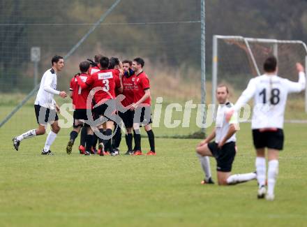 Fussball. Kaerntner Liga. Maria Saal gegen Spittal. Torjubel Emre Yalcin (Maria Saal). Maria Saal, 5.11.2016.
Foto: Kuess
---
pressefotos, pressefotografie, kuess, qs, qspictures, sport, bild, bilder, bilddatenbank