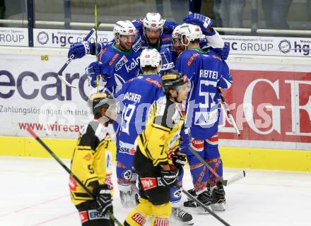 EBEL. Eishockey Bundesliga. VSV gegen	UPC Vienna Capitals. Torjubel Olivier Latendresse, Jan Urbas, Benjamin Petrik, David Kreuter, Stefan Bacher (VSV). Villach, am 10.11.2016.
Foto: Kuess

---
pressefotos, pressefotografie, kuess, qs, qspictures, sport, bild, bilder, bilddatenbank