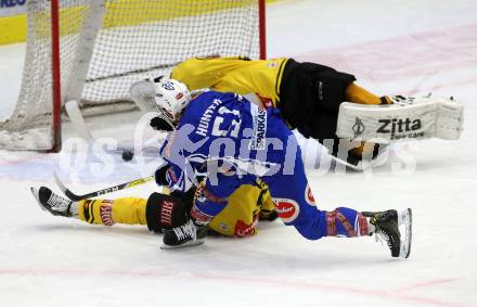 EBEL. Eishockey Bundesliga. VSV gegen	UPC Vienna Capitals. Eric Hunter, (VSV), Taylor Vause, Jean Philippe Lamoureux  (Vienna Capitals). Villach, am 10.11.2016.
Foto: Kuess

---
pressefotos, pressefotografie, kuess, qs, qspictures, sport, bild, bilder, bilddatenbank