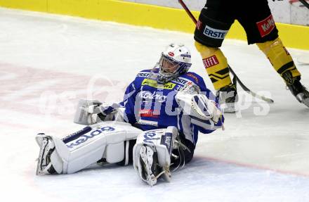 EBEL. Eishockey Bundesliga. VSV gegen	UPC Vienna Capitals. Olivier Roy (VSV). Villach, am 10.11.2016.
Foto: Kuess

---
pressefotos, pressefotografie, kuess, qs, qspictures, sport, bild, bilder, bilddatenbank