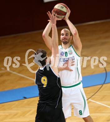 Basketball 2. Bundesliga. GD 6. Runde. KOS Celovec gegen Woerthersee Piraten. Jakob Strazar, (KOS Celovec), Christoph Gspandl  (Woerthersee Piraten). Klagenfurt, am 12.11.2016.
Foto: Kuess
---
pressefotos, pressefotografie, kuess, qs, qspictures, sport, bild, bilder, bilddatenbank