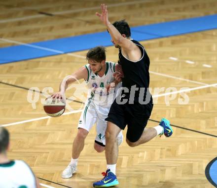 Basketball 2. Bundesliga. GD 6. Runde. KOS Celovec gegen Woerthersee Piraten. Ziga Erculj, (KOS Celovec), Andreas Napokoj (Woerthersee Piraten). Klagenfurt, am 12.11.2016.
Foto: Kuess
---
pressefotos, pressefotografie, kuess, qs, qspictures, sport, bild, bilder, bilddatenbank