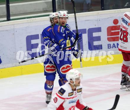 EBEL. Eishockey Bundesliga. VSV gegen	KAC. Torjubel Dustin Johner, Kevin Wehrs (VSV). Villach, am 13.11.2016.
Foto: Kuess

---
pressefotos, pressefotografie, kuess, qs, qspictures, sport, bild, bilder, bilddatenbank