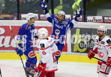 EBEL. Eishockey Bundesliga. VSV gegen	KAC. Torjubel Corey Locke, Eric Hunter (VSV). Villach, am 13.11.2016.
Foto: Kuess

---
pressefotos, pressefotografie, kuess, qs, qspictures, sport, bild, bilder, bilddatenbank