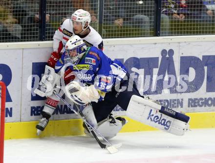 EBEL. Eishockey Bundesliga. VSV gegen	KAC. Olivier Roy, (VSV), Manuel Ganahl  (KAC). Villach, am 13.11.2016.
Foto: Kuess

---
pressefotos, pressefotografie, kuess, qs, qspictures, sport, bild, bilder, bilddatenbank