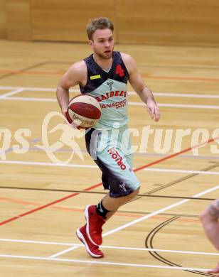 Basketball 2. Bundesliga. GD 7. Runde. Raiders Villach gegen Basket Flames.  Tim Huber (Villach). Villach, am 20.11.2016.
Foto: Kuess
---
pressefotos, pressefotografie, kuess, qs, qspictures, sport, bild, bilder, bilddatenbank