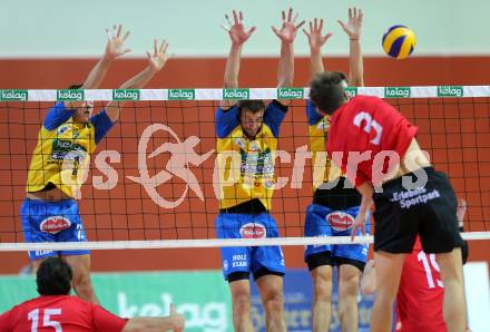 Volleyball Bundesliga. VBK Kelag Woerthersee Loewen Klagenfurt gegen SK Posojilnica Aich/Dob. Philipp Waller, (Woerthersee Loewen), Michal Petras, Michal Hruska  (Aich/Dob). Klagenfurt, 19.11.2016.
Foto: Kuess 
---
pressefotos, pressefotografie, kuess, qs, qspictures, sport, bild, bilder, bilddatenbank