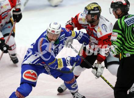 EBEL. Eishockey Bundesliga. VSV gegen	HC Orli Znojmo. Philipp Pinter,  (VSV), Peter Pucher (Znojmo). Villach, am 25.11.2016.
Foto: Kuess

---
pressefotos, pressefotografie, kuess, qs, qspictures, sport, bild, bilder, bilddatenbank