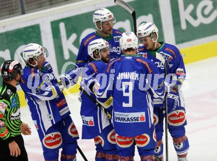 EBEL. Eishockey Bundesliga. VSV gegen	HC Orli Znojmo. Torjubel Corey Locke, Samuel Labrecque, Jan Urbas, Dustin Johner, Kevin Wehrs (VSV). Villach, am 25.11.2016.
Foto: Kuess

---
pressefotos, pressefotografie, kuess, qs, qspictures, sport, bild, bilder, bilddatenbank