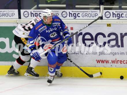 EBEL. Eishockey Bundesliga. VSV gegen	HC Orli Znojmo. Jan Urbas, (VSV), Marek Spacek (Znojmo). Villach, am 25.11.2016.
Foto: Kuess

---
pressefotos, pressefotografie, kuess, qs, qspictures, sport, bild, bilder, bilddatenbank