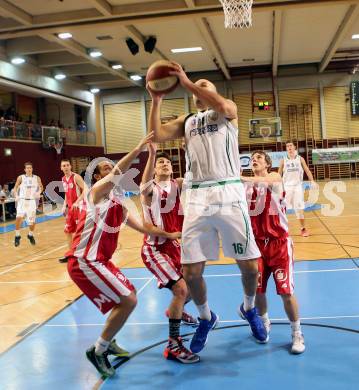 Basketball 2. Bundesliga. GD 8. Runde. KOS Celovec gegen St. Poelten Dragons. Vjeran Soldo, (KOS Celovec), Florian Poecksteiner, Michael Diesner, Roman Jagsch  (St. Poelten). Klagenfurt, am 26.11.2016.
Foto: Kuess
---
pressefotos, pressefotografie, kuess, qs, qspictures, sport, bild, bilder, bilddatenbank