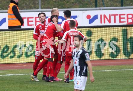 Fussball Bundesliga. RZ Pellets WAC gegen FK Austria Wien. Torjubel Austria Wien. Wolfsberg, am 27.11.2016.
Foto: Kuess

---
pressefotos, pressefotografie, kuess, qs, qspictures, sport, bild, bilder, bilddatenbank