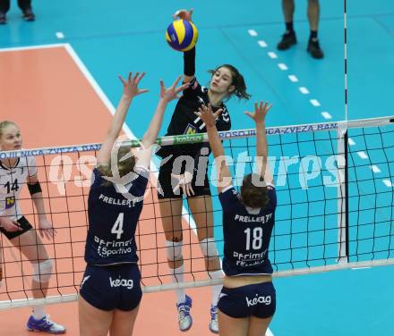 Volleyball Frauen Bundesliga. ATSC Wildcats gegen SG VB NOE Sokol/Post.Sabrina Mueller, Julia Fruehbauer, (Wildcats), Sonja Katz (SG Sokol/Post). Bleiburg, am 1.12.2016.
Foto: Kuess

---
pressefotos, pressefotografie, kuess, qs, qspictures, sport, bild, bilder, bilddatenbank