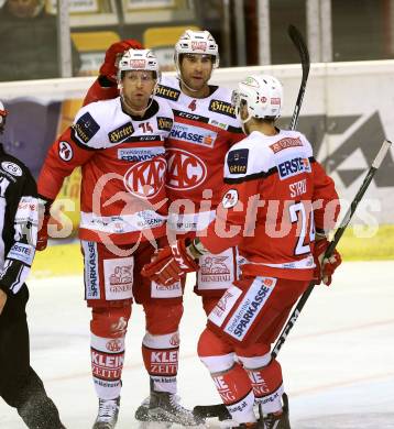 EBEL. Eishockey Bundesliga. KAC gegen 	HC Orli Znojmo. Torjubel Jamie Lundmark, Mark Popovic, Steven Strong (KAC). Klagenfurt, am 2.12.2016.
Foto: Kuess

---
pressefotos, pressefotografie, kuess, qs, qspictures, sport, bild, bilder, bilddatenbank