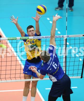 Volleyball Bundesliga. SK Posojilnica Aich/Dob gegen Hypo Tirol. Anestis Dalakouras (Aich/Dob), Renee Teppan (Hypo Tirol). Bleiburg, 1.12.2016.
Foto: Kuess 
---
pressefotos, pressefotografie, kuess, qs, qspictures, sport, bild, bilder, bilddatenbank