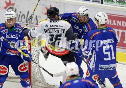 EBEL. Eishockey Bundesliga. VSV gegen	Dornbirner Eishockey Club. Stefan Bacher,  (VSV), James Livingston (Dornbirn). Villach, am 9.12.2016.
Foto: Kuess

---
pressefotos, pressefotografie, kuess, qs, qspictures, sport, bild, bilder, bilddatenbank