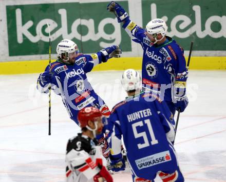 EBEL. Eishockey Bundesliga. VSV gegen	HC TWK Innsbruck, Die Haie. Torjubel Samuel Labrecque, Markus Schlacher, Eric Hunter (VSV). Villach, am 16.12.2016.
Foto: Kuess

---
pressefotos, pressefotografie, kuess, qs, qspictures, sport, bild, bilder, bilddatenbank