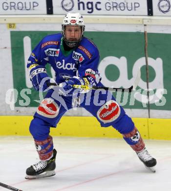 EBEL. Eishockey Bundesliga. VSV gegen	HC TWK Innsbruck, Die Haie. Patrick Platzer (VSV). Villach, am 16.12.2016.
Foto: Kuess

---
pressefotos, pressefotografie, kuess, qs, qspictures, sport, bild, bilder, bilddatenbank