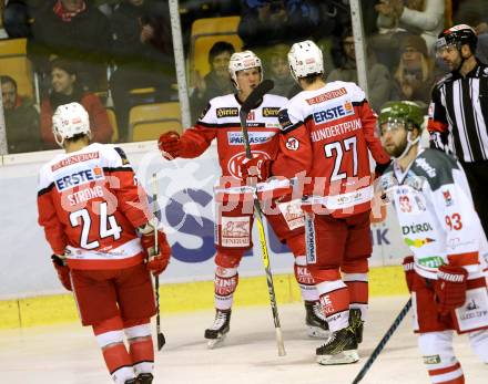 EBEL. Eishockey Bundesliga. KAC gegen 	HCB Suedtirol Alperia. Torjubel Marco Richter, Thomas Hundertpfund, Steven Strong (KAC). Klagenfurt, am 16.12.2016.
Foto: Kuess

---
pressefotos, pressefotografie, kuess, qs, qspictures, sport, bild, bilder, bilddatenbank