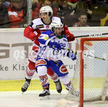 EBEL. Eishockey Bundesliga. KAC gegen 	VSV. Manuel Ganahl,  (KAC), Samuel Labrecque (VSV). Klagenfurt, am 18.12.2016.
Foto: Kuess

---
pressefotos, pressefotografie, kuess, qs, qspictures, sport, bild, bilder, bilddatenbank