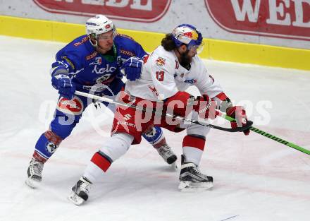 EBEL. Eishockey Bundesliga. VSV gegen	EC Red Bull Salzburg	. Kevin Wehrs,  (VSV), Michael Schiechl (Salzburg). Villach, am 20.12.2016.
Foto: Kuess

---
pressefotos, pressefotografie, kuess, qs, qspictures, sport, bild, bilder, bilddatenbank