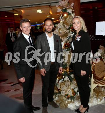 Sportgala. Nacht des Sports. Ehrung Sportler des Jahres. Arno Arthofer, Albin Ouschan, Jasmin Ouschan. Velden, 21.12.2016.
Foto: Kuess 
---
pressefotos, pressefotografie, kuess, qs, qspictures, sport, bild, bilder, bilddatenbank