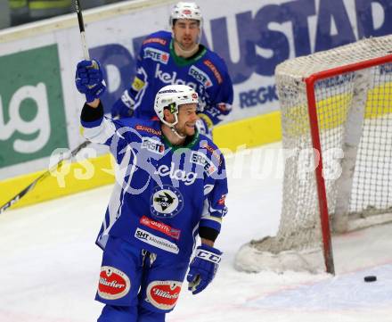 EBEL. Eishockey Bundesliga. VSV gegen	HCB Suedtirol Alperia. Torjubel Jan Urbas (VSV). Villach, am 26.12.2016.
Foto: Kuess

---
pressefotos, pressefotografie, kuess, qs, qspictures, sport, bild, bilder, bilddatenbank