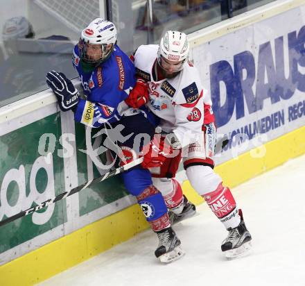 EBEL. Eishockey Bundesliga. VSV gegen	KAC. Stefan Steurer,  (VSV), Martin Schumnig (KAC). Villach, am 28.12.2016.
Foto: Kuess

---
pressefotos, pressefotografie, kuess, qs, qspictures, sport, bild, bilder, bilddatenbank