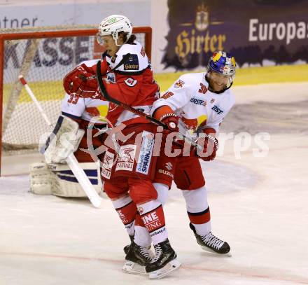 EBEL. Eishockey Bundesliga. KAC gegen 	EC Red Bull Salzburg. Marco Richter,  (KAC), Mark Emmett Flood (Salzburg). Klagenfurt, am 3.1.2017.
Foto: Kuess

---
pressefotos, pressefotografie, kuess, qs, qspictures, sport, bild, bilder, bilddatenbank