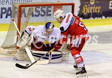 EBEL. Eishockey Bundesliga. KAC gegen 	EC Red Bull Salzburg. Matthew Neal, (KAC), Luka Gracnar (Salzburg). Klagenfurt, am 3.1.2017.
Foto: Kuess

---
pressefotos, pressefotografie, kuess, qs, qspictures, sport, bild, bilder, bilddatenbank