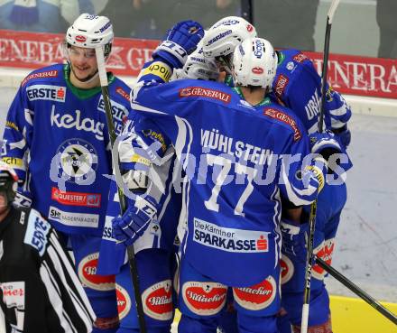 EBEL. Eishockey Bundesliga. VSV gegen	UPC Vienna Capitals. Torjubel Evan McGrath, Jan Urbas, Stefan Bacher, Florian Muehlstein (VSV). Villach, am 6.1.2017.
Foto: Kuess

---
pressefotos, pressefotografie, kuess, qs, qspictures, sport, bild, bilder, bilddatenbank