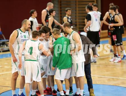 Basketball 2. Bundesliga. GD 12. Runde. KOS Celovec gegen Mattersburg Rocks. Jubel (KOS Celovec). Klagenfurt, am 8.1.2017.
Foto: Kuess
---
pressefotos, pressefotografie, kuess, qs, qspictures, sport, bild, bilder, bilddatenbank