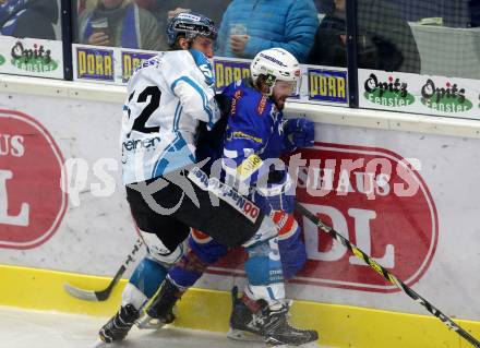 EBEL. Eishockey Bundesliga. VSV gegen	EHC Liwest Black Wings Linz.  Samuel Labrecque,  (VSV), Laurens Ober (Linz). Villach, am 11.1.2017.
Foto: Kuess

---
pressefotos, pressefotografie, kuess, qs, qspictures, sport, bild, bilder, bilddatenbank