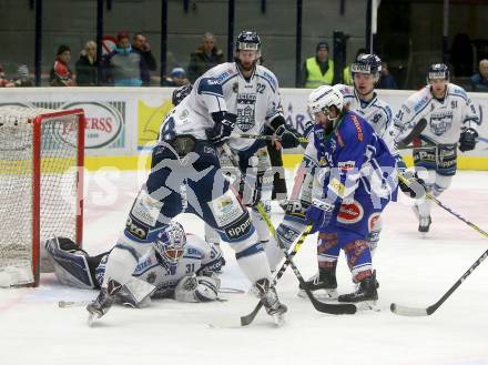 EBEL. Eishockey Bundesliga. VSV gegen	Fehervar AV 19.  Samuel Labrecque,  (VSV), Miklos Rajna, Michael Vernace, Drew Schiestl, Csanad Erdely (Alba Volan). Villach, am 13.1.2017.
Foto: Kuess

---
pressefotos, pressefotografie, kuess, qs, qspictures, sport, bild, bilder, bilddatenbank