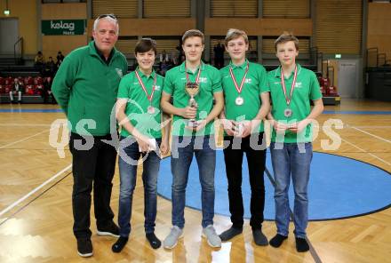 Basketball 2. Bundesliga. GD 13. Runde. KOS Celovec gegen Villach Raiders.  KOS U14, Nachwuchs. Mihi Seher, Timon Ogris, Valentin Pasterk, Vinzenz Mader, Samuel Seher. Klagenfurt, am 14.1.2017.
Foto: Kuess
---
pressefotos, pressefotografie, kuess, qs, qspictures, sport, bild, bilder, bilddatenbank