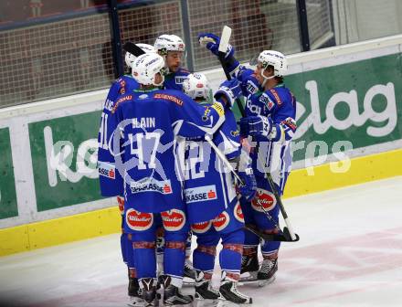 EBEL. Eishockey Bundesliga. VSV gegen	HDD Olimpija Ljubljana. Torjubel Jan Urbas, Miha Verlic, Jeremie Blain, Kevin Wehrs (VSV). Villach, am 20.1.2017.
Foto: Kuess

---
pressefotos, pressefotografie, kuess, qs, qspictures, sport, bild, bilder, bilddatenbank