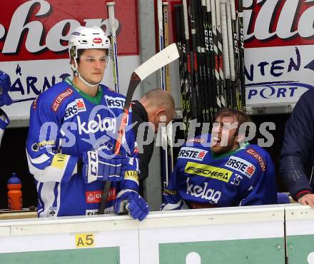 EBEL. Eishockey Bundesliga. VSV gegen	HDD Olimpija Ljubljana. Olivier Roy, Stefan Bacher (VSV). Villach, am 20.1.2017.
Foto: Kuess

---
pressefotos, pressefotografie, kuess, qs, qspictures, sport, bild, bilder, bilddatenbank