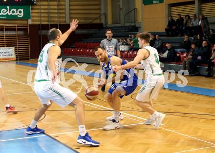 Basketball. OEBV Cup. KOS Celovec gegen Swans Gmunden. Ziga Erculj, Vjeran Soldo, (KOS Celovec), Enis Murati  (Gmunden). Klagenfurt, am 20.1.2017.
Foto: Kuess
---
pressefotos, pressefotografie, kuess, qs, qspictures, sport, bild, bilder, bilddatenbank