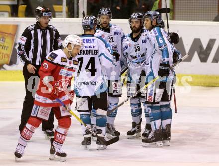 EBEL. Eishockey Bundesliga. KAC gegen 	EHC Liwest Black Wings Linz. Torjubel Sebastien Piche, Rob Hisey, Rick Schofield, Jonathan D Aversa (Linz). Klagenfurt, am 22.1.2017.
Foto: Kuess

---
pressefotos, pressefotografie, kuess, qs, qspictures, sport, bild, bilder, bilddatenbank