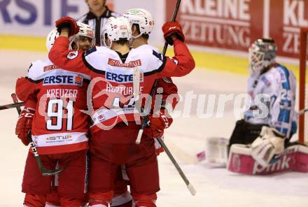 EBEL. Eishockey Bundesliga. KAC gegen 	EHC Liwest Black Wings Linz. Torjubel Philipp Kreuzer, Mitja Robar, Ziga Pance, Mark Hurturbise (KAC). Klagenfurt, am 22.1.2017.
Foto: Kuess

---
pressefotos, pressefotografie, kuess, qs, qspictures, sport, bild, bilder, bilddatenbank