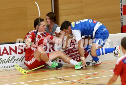 Floorball. 1. Bundesliga. VSV gegen KAC. Koloini Helmut, (VSV), Pfeifer Andreas (KAC). Villach, am 17.9.2016.
Foto: Kuess
---
pressefotos, pressefotografie, kuess, qs, qspictures, sport, bild, bilder, bilddatenbank