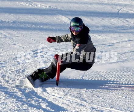 Snowboard. Training. Landeskader Kaernten. Sabine Schoeffmann. Simonhoehe, 13.1.2016.
Foto: Kuess
---
pressefotos, pressefotografie, kuess, qs, qspictures, sport, bild, bilder, bilddatenbank