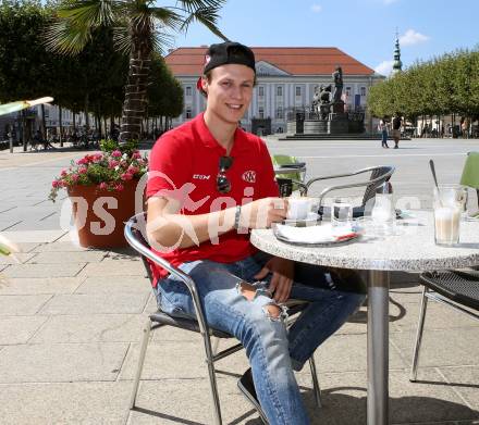 EBEL. Eishockey Bundesliga. Marco Richter. KAC. Klagenfurt, 31.8.2016.
Foto: Kuess
---
pressefotos, pressefotografie, kuess, qs, qspictures, sport, bild, bilder, bilddatenbank